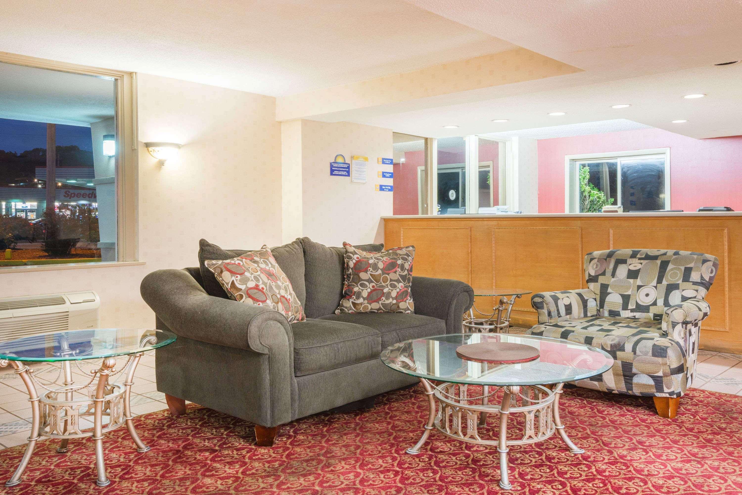 Days Inn By Wyndham Paintsville Екстер'єр фото